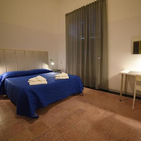 Tifeo Bed & Breakfast คาตาเนีย ภายนอก รูปภาพ