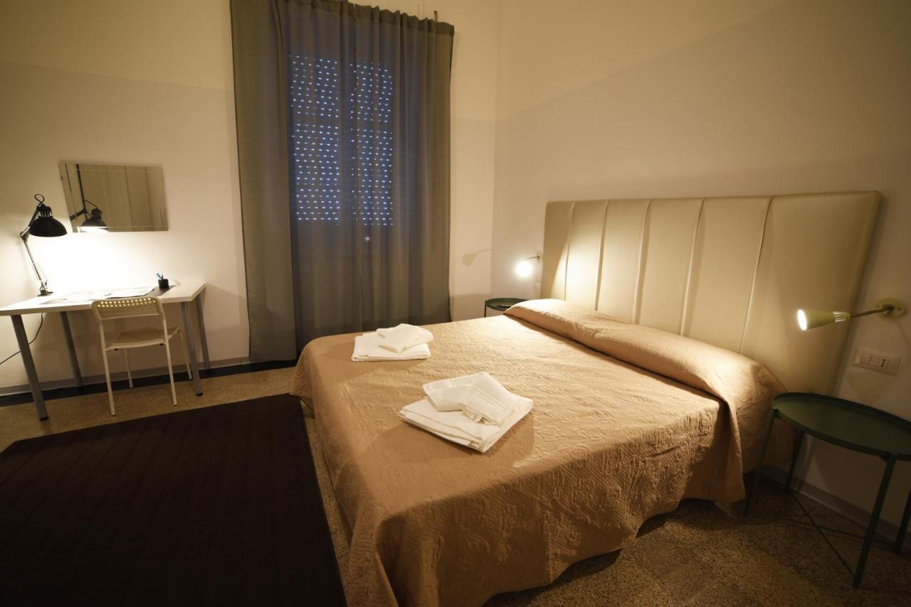 Tifeo Bed & Breakfast คาตาเนีย ภายนอก รูปภาพ