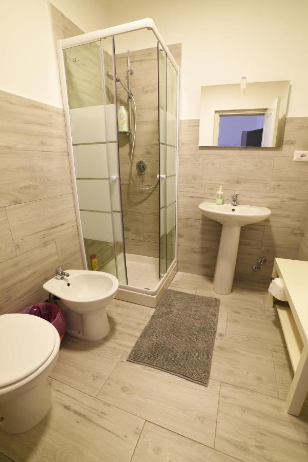 Tifeo Bed & Breakfast คาตาเนีย ภายนอก รูปภาพ